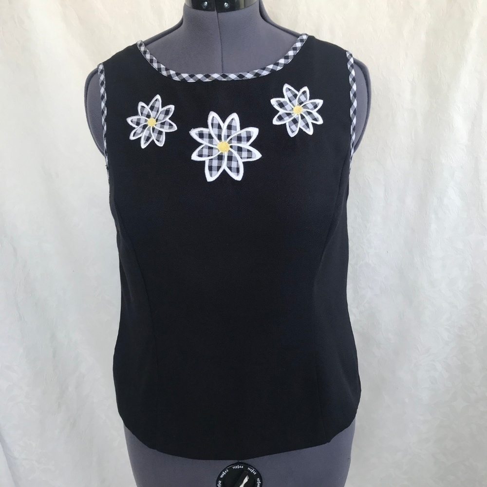 *4/$20* MHM/Melissa Harper Black Top With Flowers
